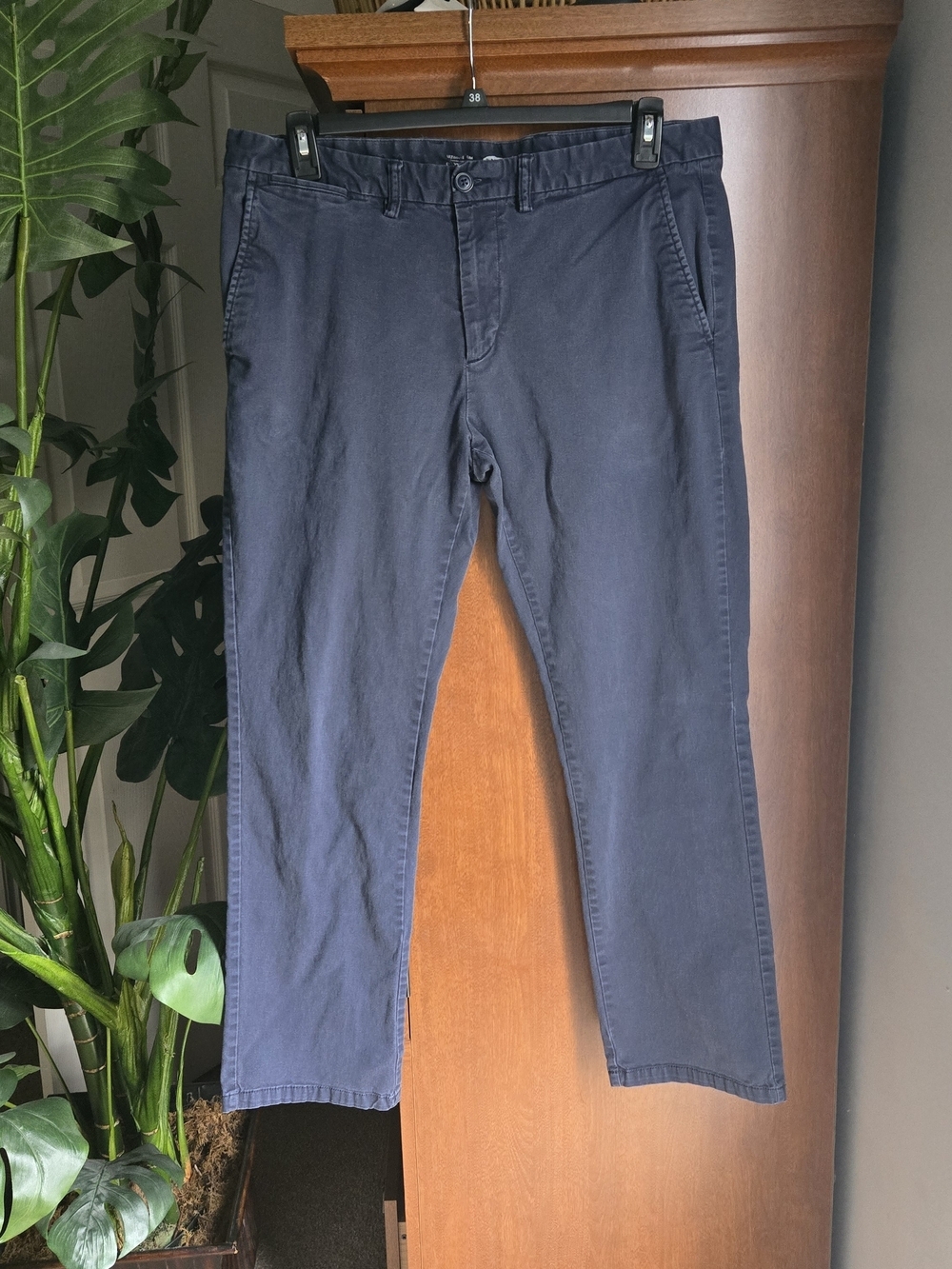Old Navy Men's Navy Blue Chino Pants